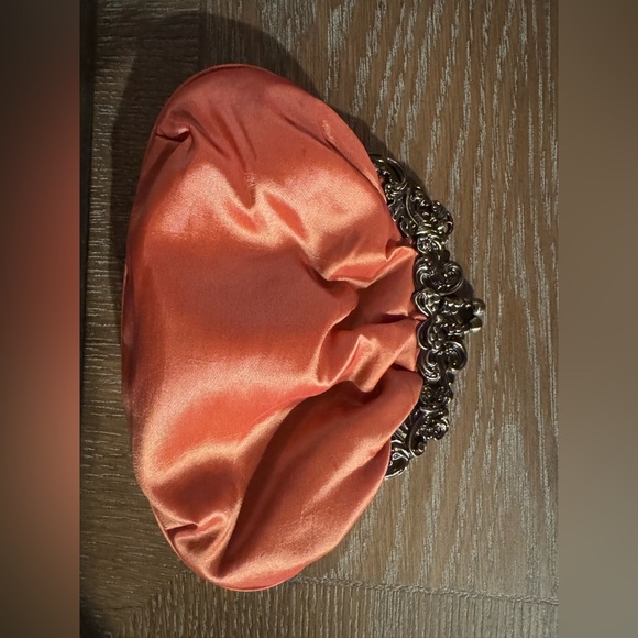 Elegant Beaded Clutch in Orange Carlo Fellini - Picture 3 of 6